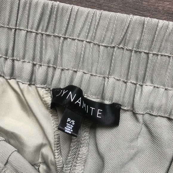 Dynamite High Rise Flowy Shorts | Size M - Picture 3 of 5